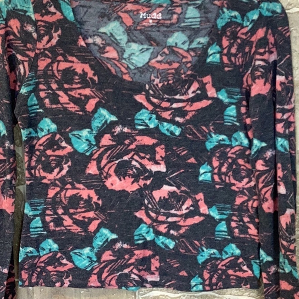 MUDD LONG SLEEVE Crop Top q1 - Picture 2 of 4